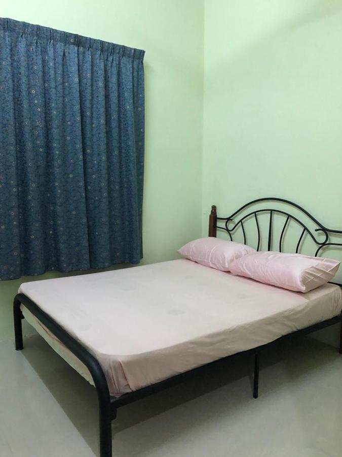 Afza Homestay Sura Free Unifi Kampong Sura Masjid Εξωτερικό φωτογραφία